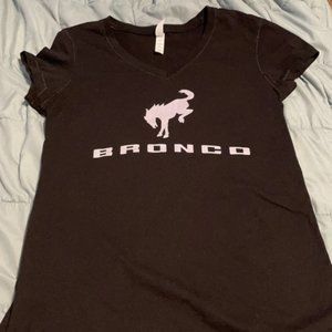 Bronco V-Neck Shirt